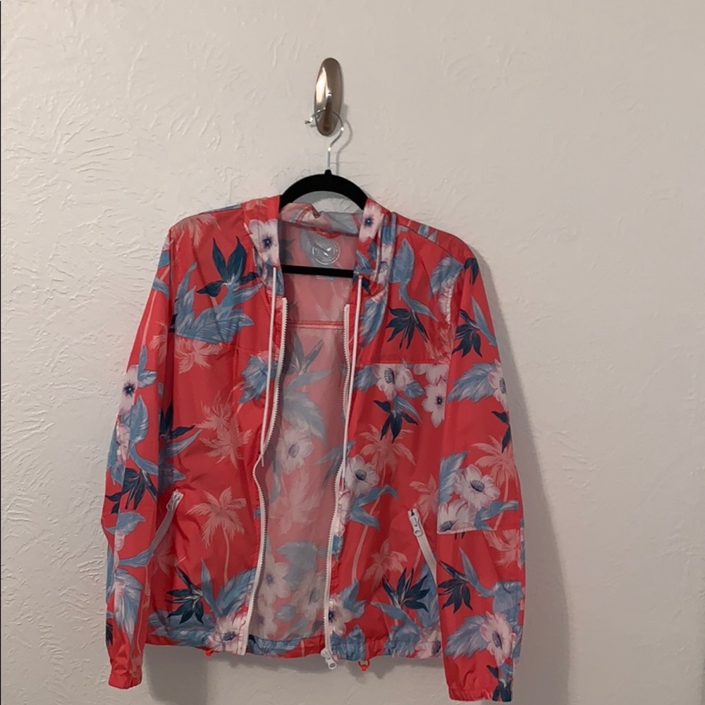 American Eagle wind breaker